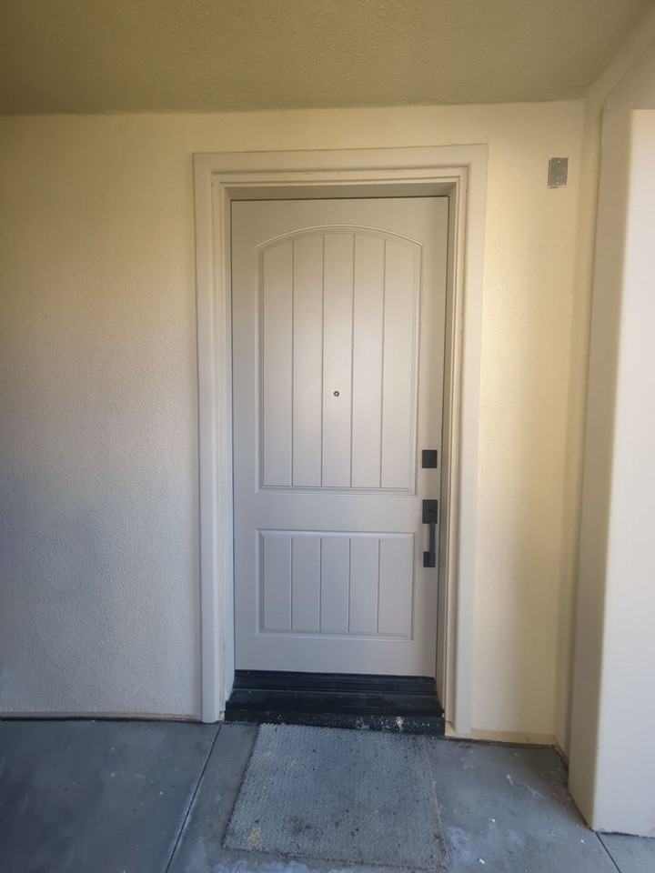 16243 Cameo Ct - Photo 2 of 50