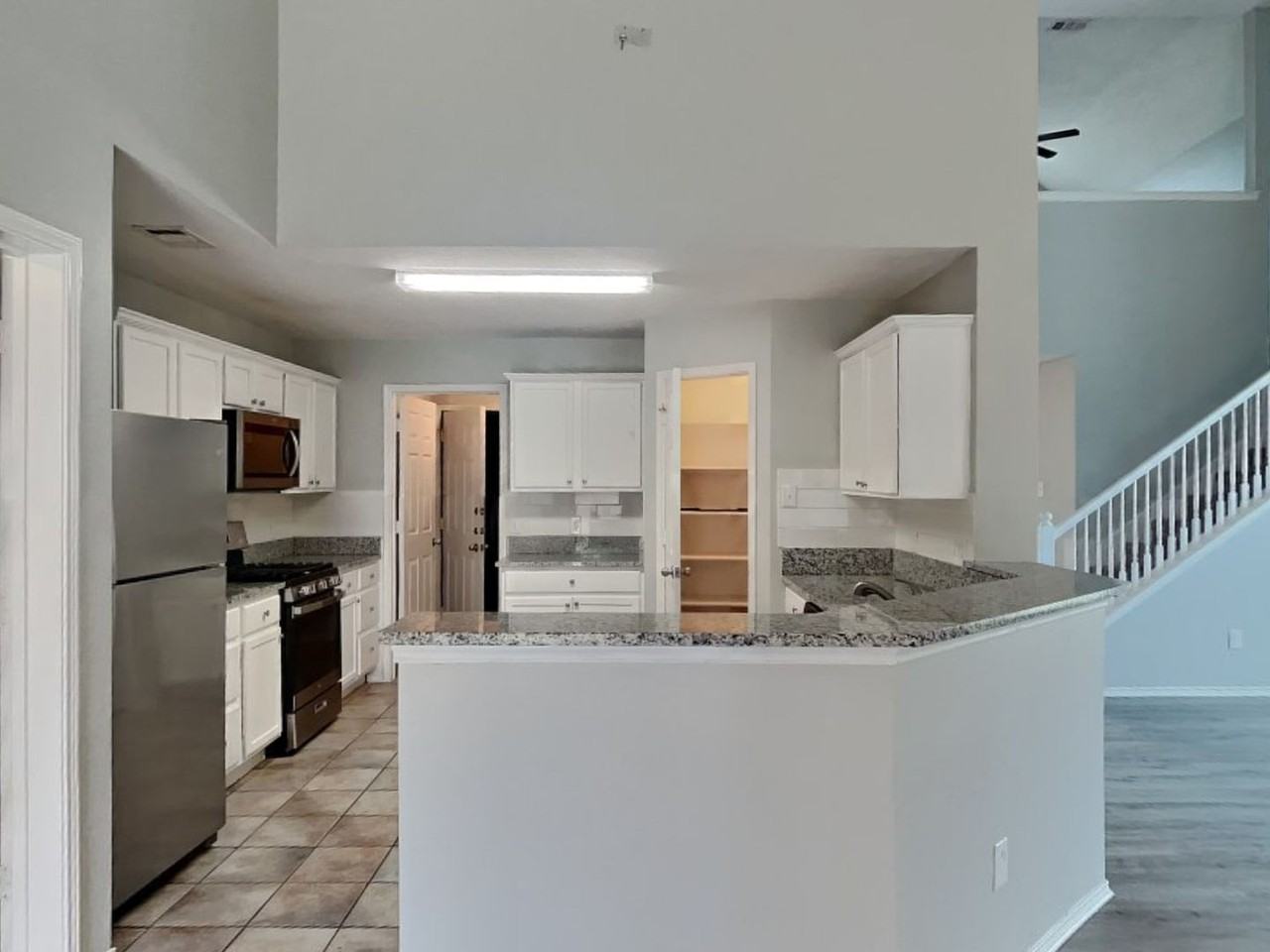 7312 Riverchase Trl - Photo 5 of 44