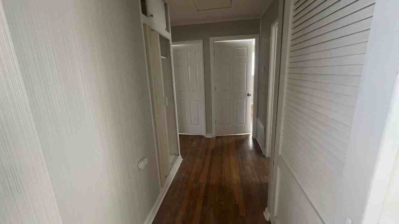 9711 Portage Dr - Photo 5 of 11