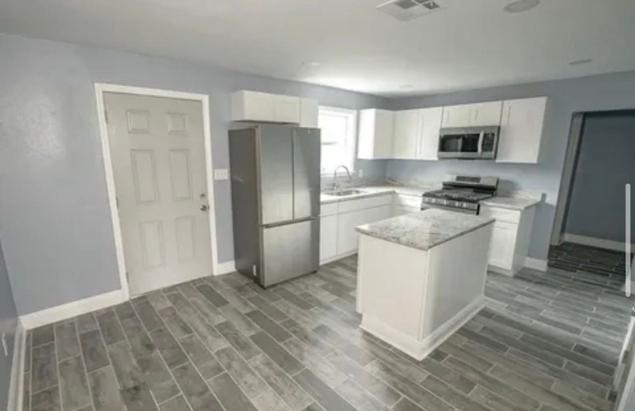 3017 Music St - Photo 6 of 10