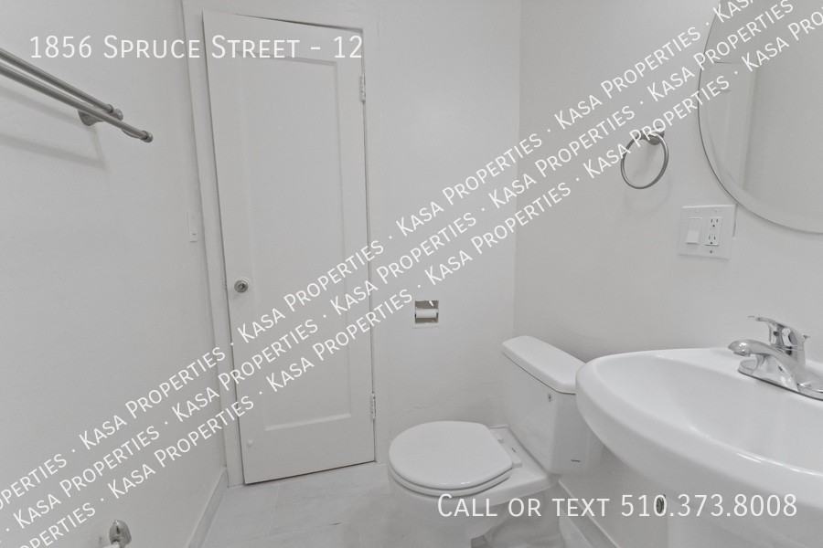 1856 Spruce Street - Photo 5 of 8