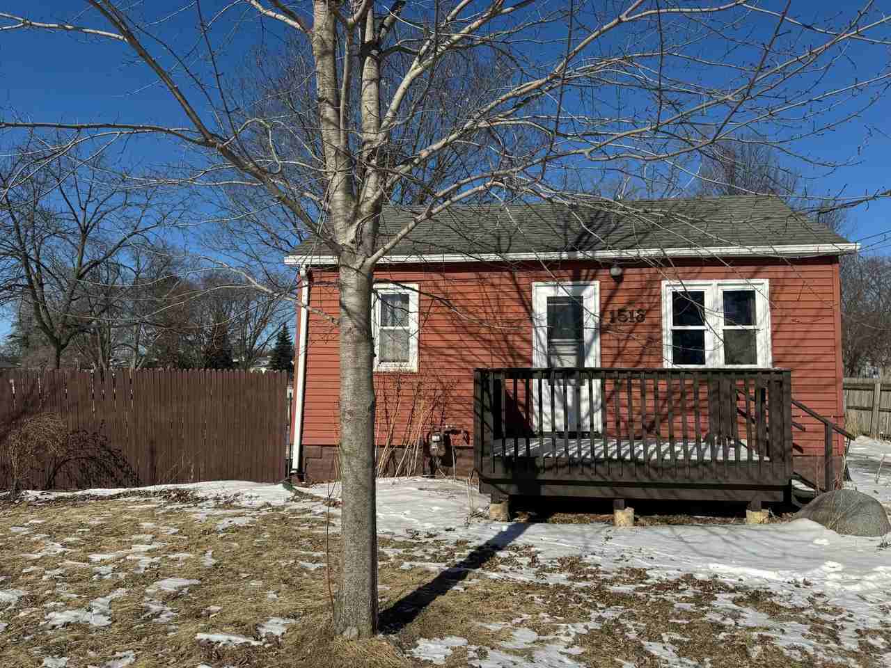 1516 Garden Ave - Photo 3 of 11