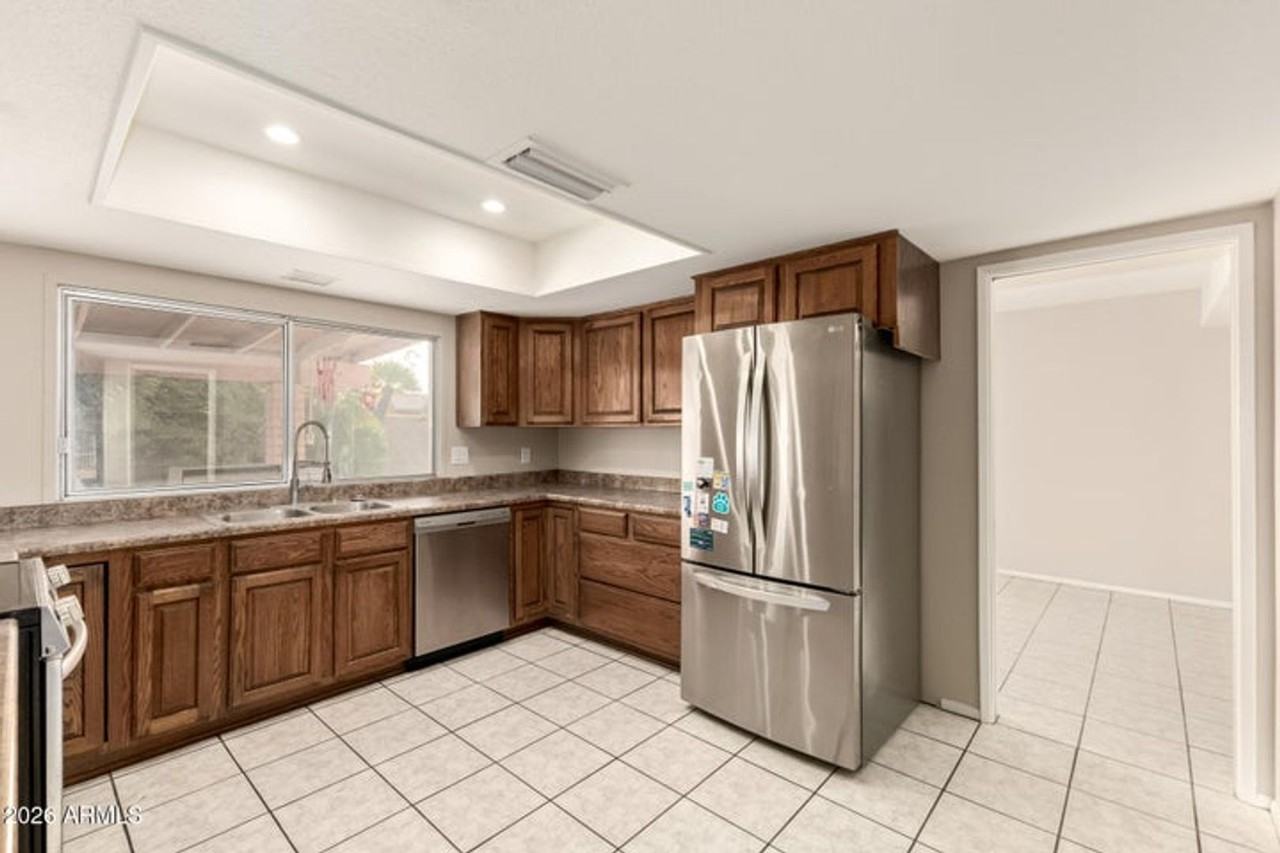 4731 W Shaw Butte Dr - Photo 7 of 16