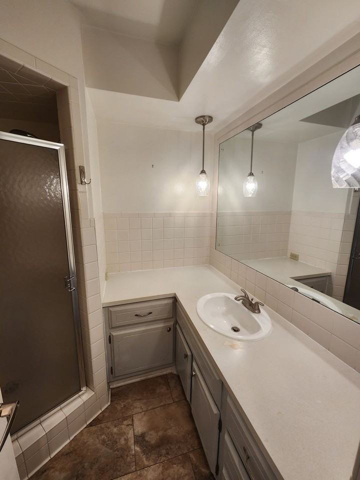 3602 25th Ave - Photo 7 of 28