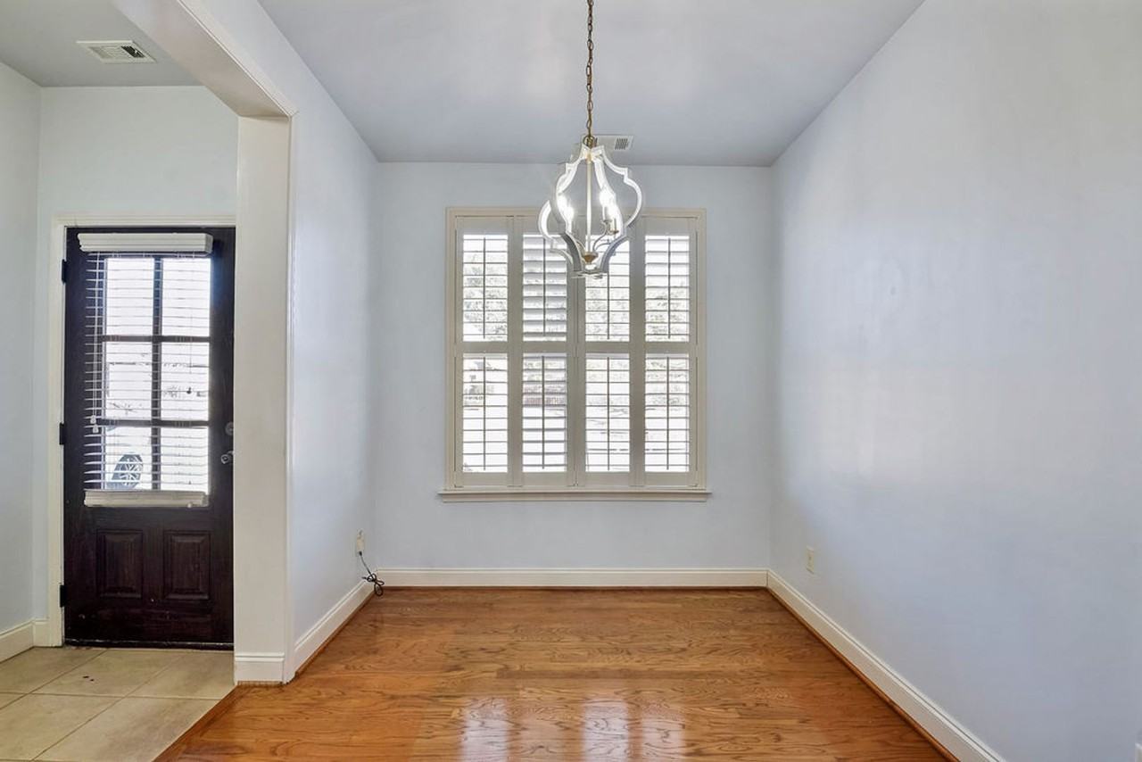 1001 Springfield Dr - Photo 7 of 20