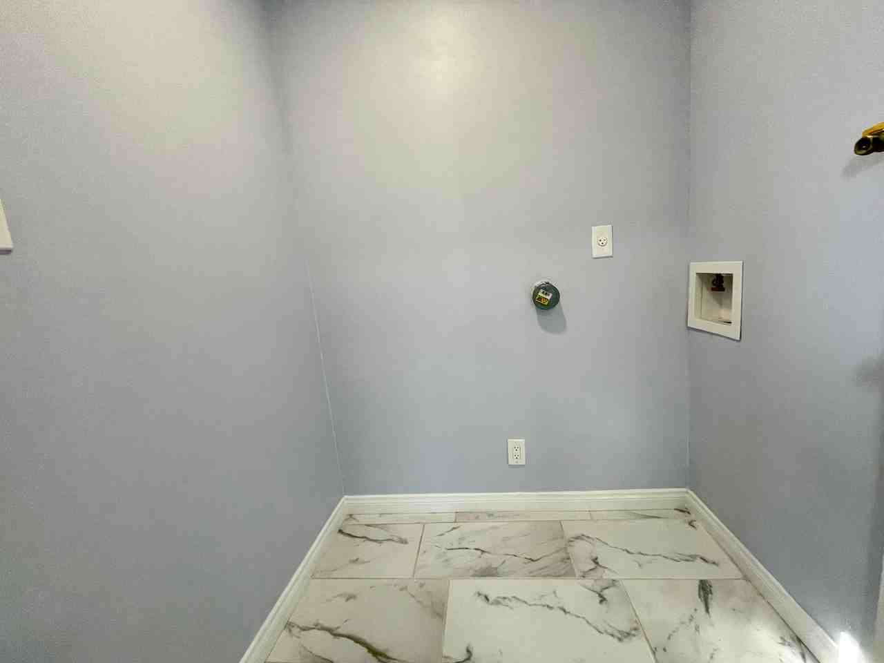 1609 W Badillo St - Photo 7 of 8