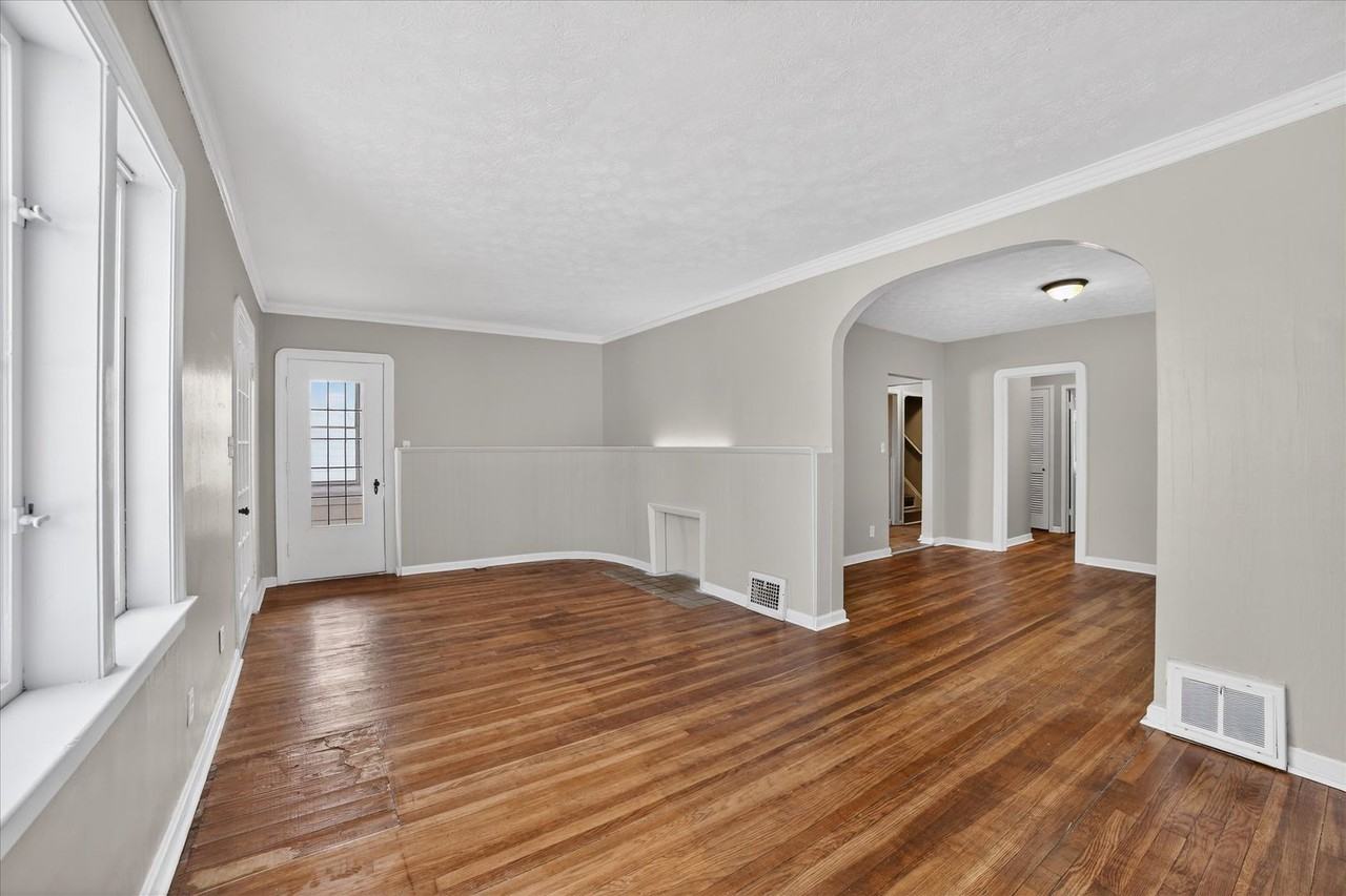 4977 E 90th St - Photo 5 of 27