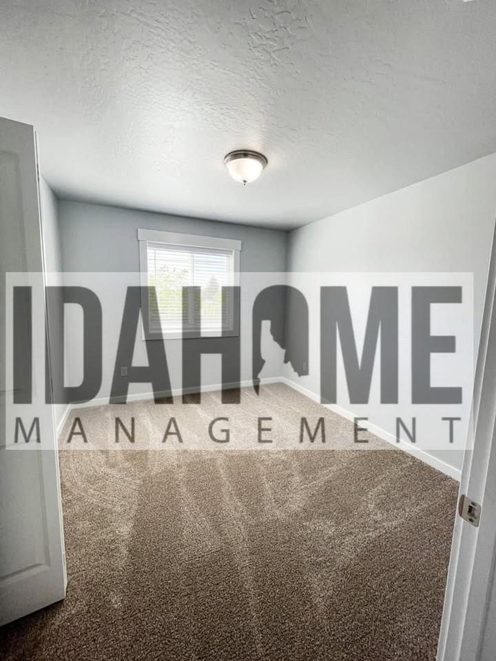 1250 Sawtooth - Photo 5 of 7