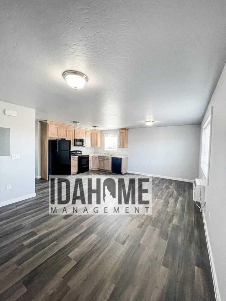 1250 Sawtooth - Photo 6 of 7