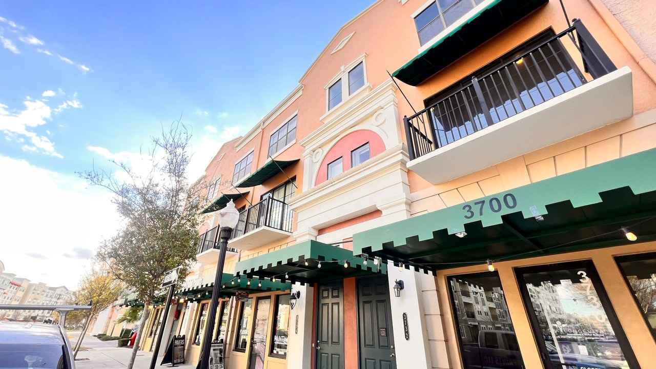 3732 Avalon Park East Blvd - Photo 2 of 39