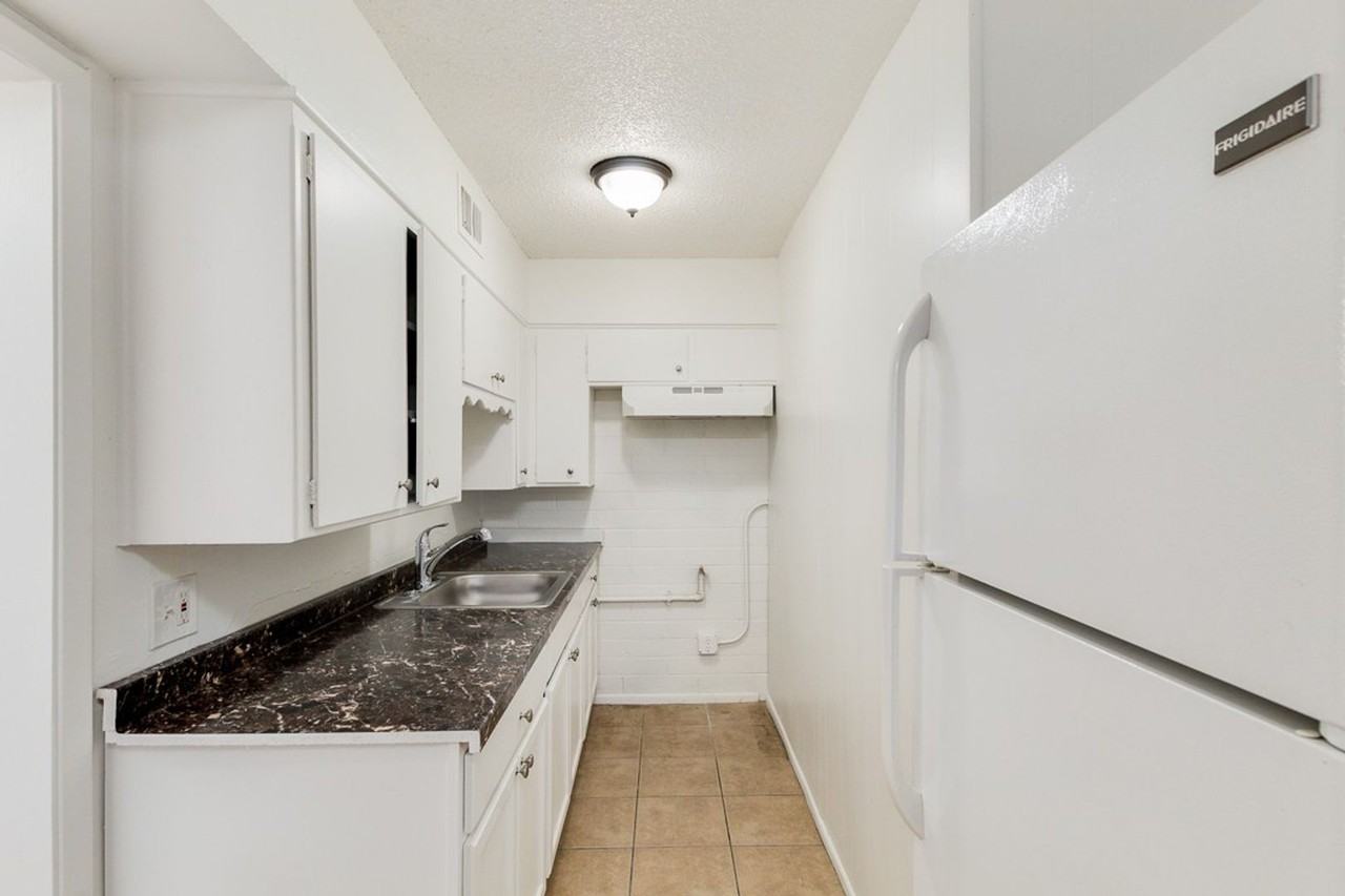3319 North 32nd Street - Photo 6 of 14