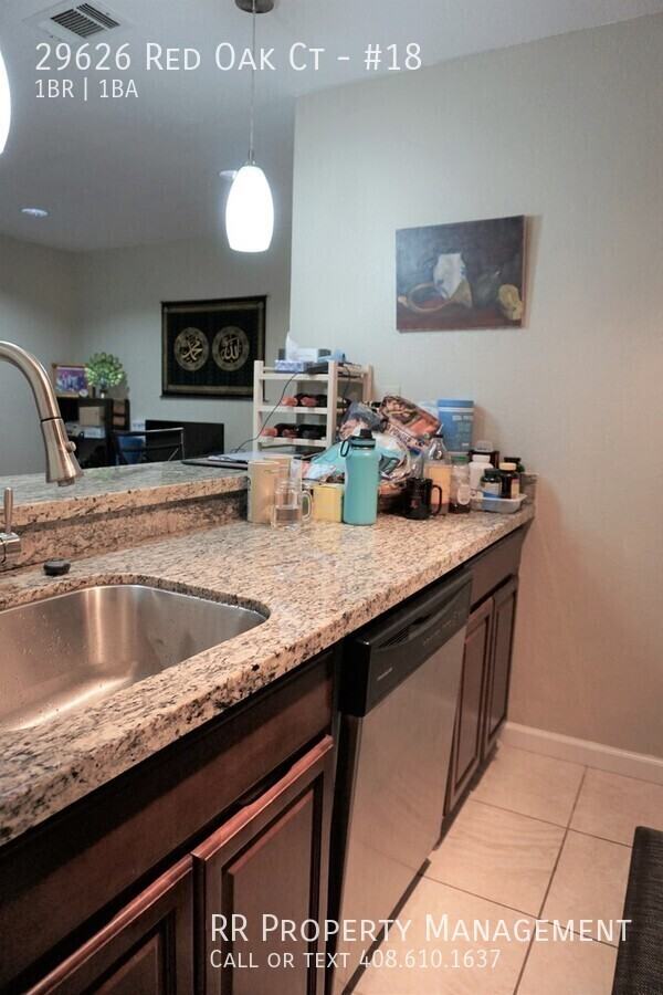 29626 Red Oak Ct #18 - Photo 7 of 16
