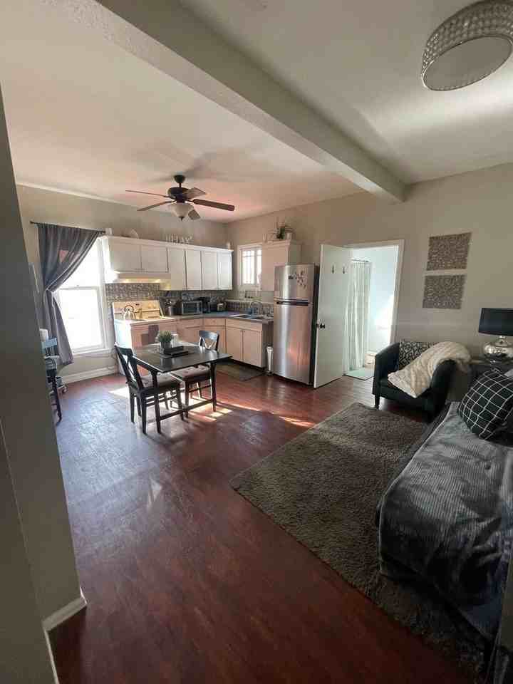 Glenwood Springs - Photo 2 of 5