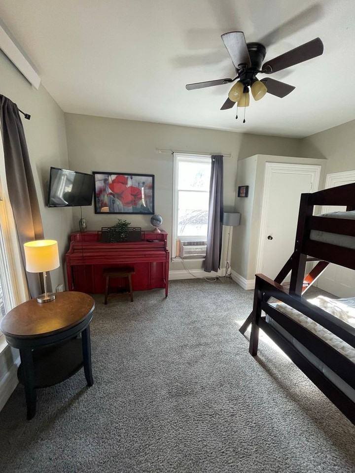 Glenwood Springs - Photo 4 of 5