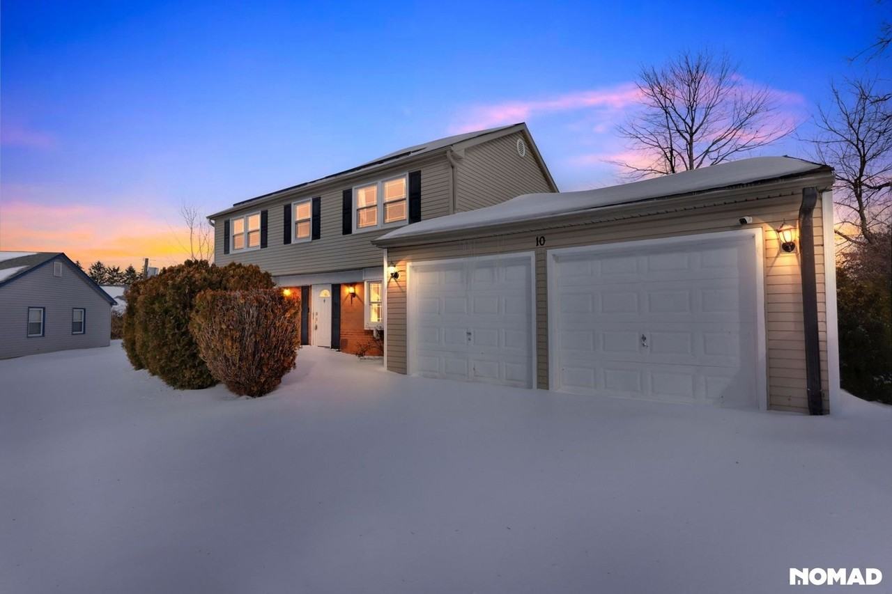 10 Evergreen Ct - Photo 2 of 32