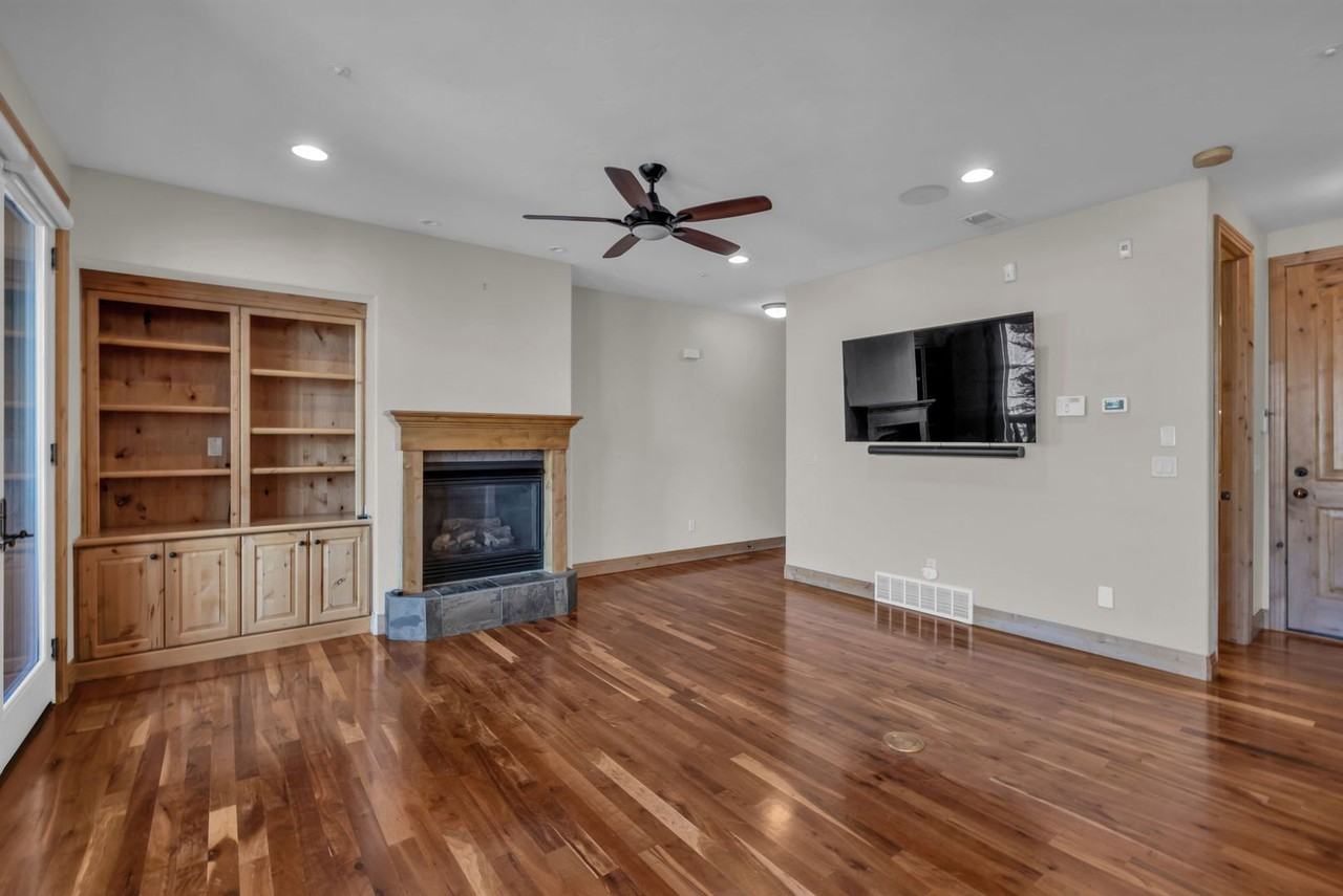 3020 Canyon Link Dr - Photo 5 of 33