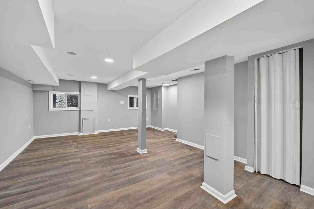 632 Franklin St Ne - Photo 6 of 19