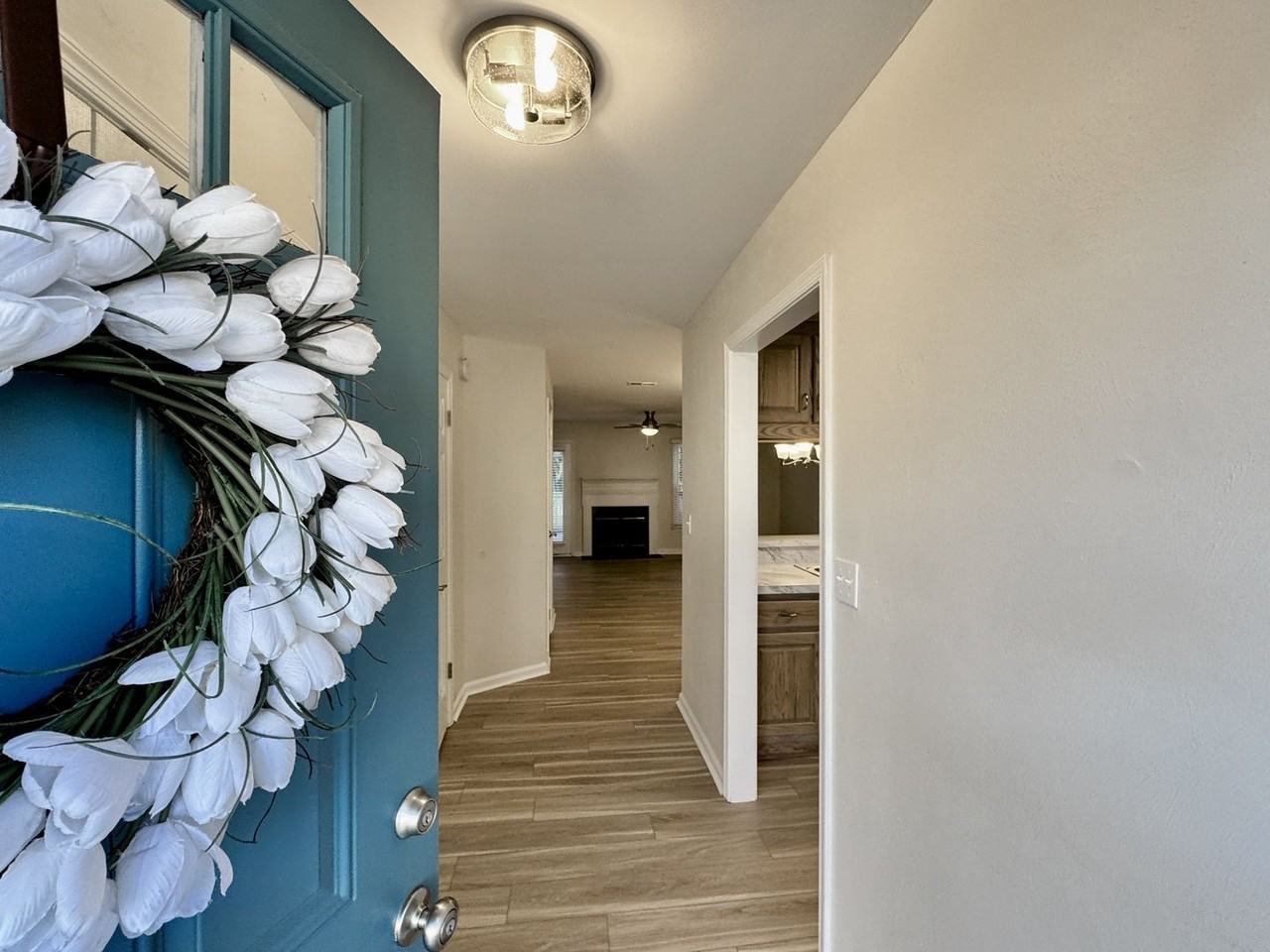 750 S Lake Cir - Photo 4 of 33