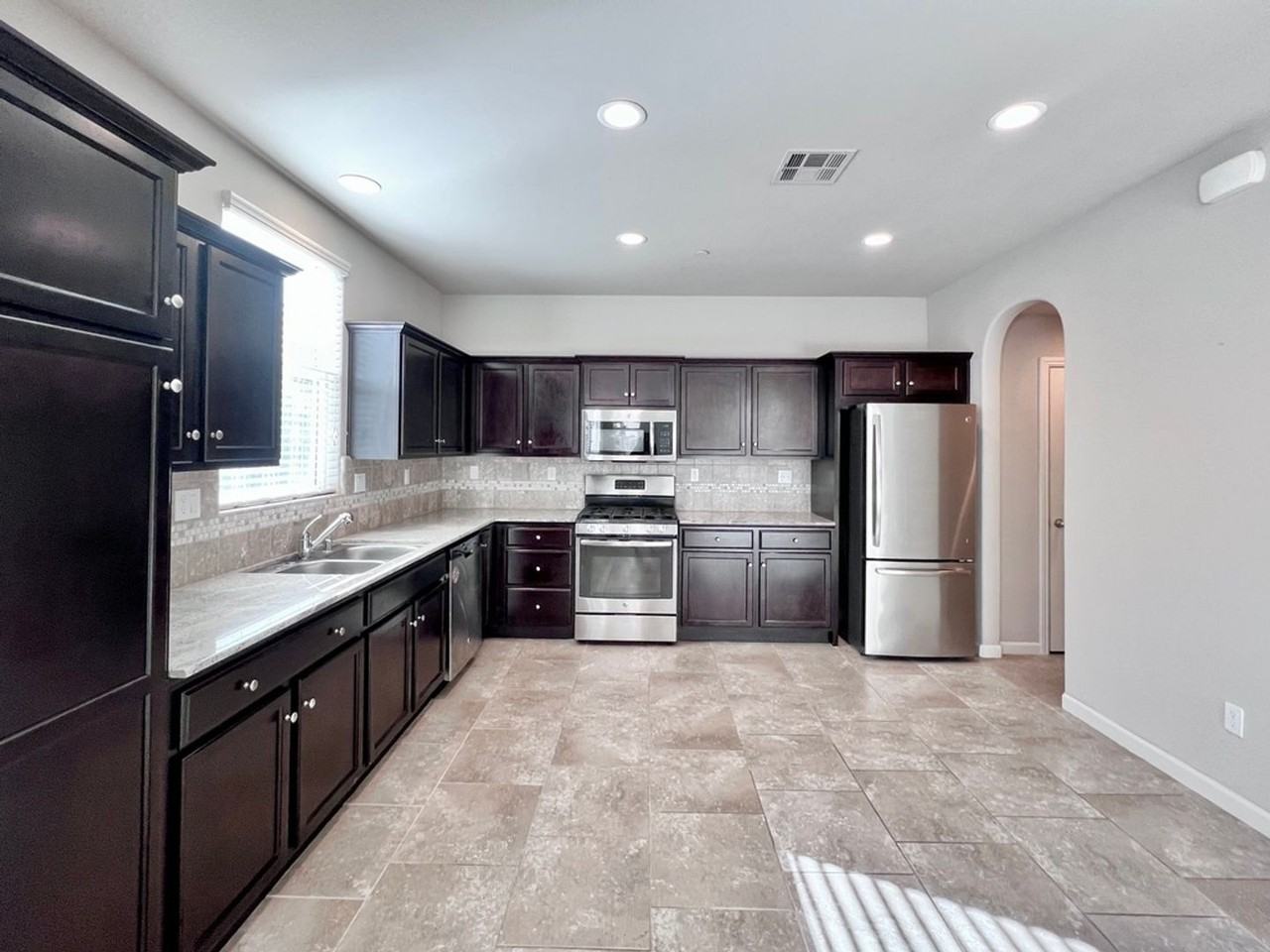 3740 Euphoria Pl - Photo 3 of 25