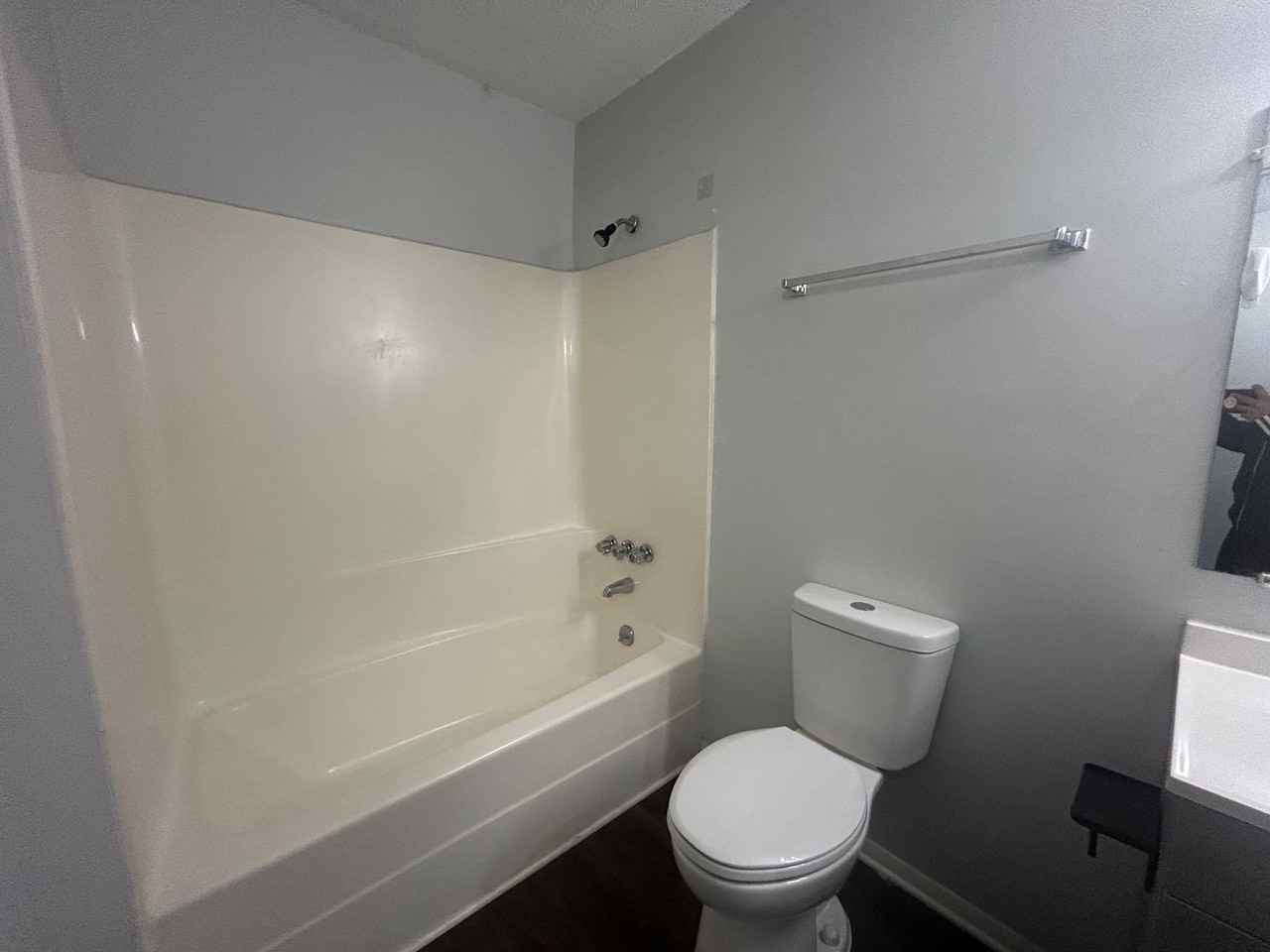 2250 Sunderland Rd #20B - Photo 7 of 8