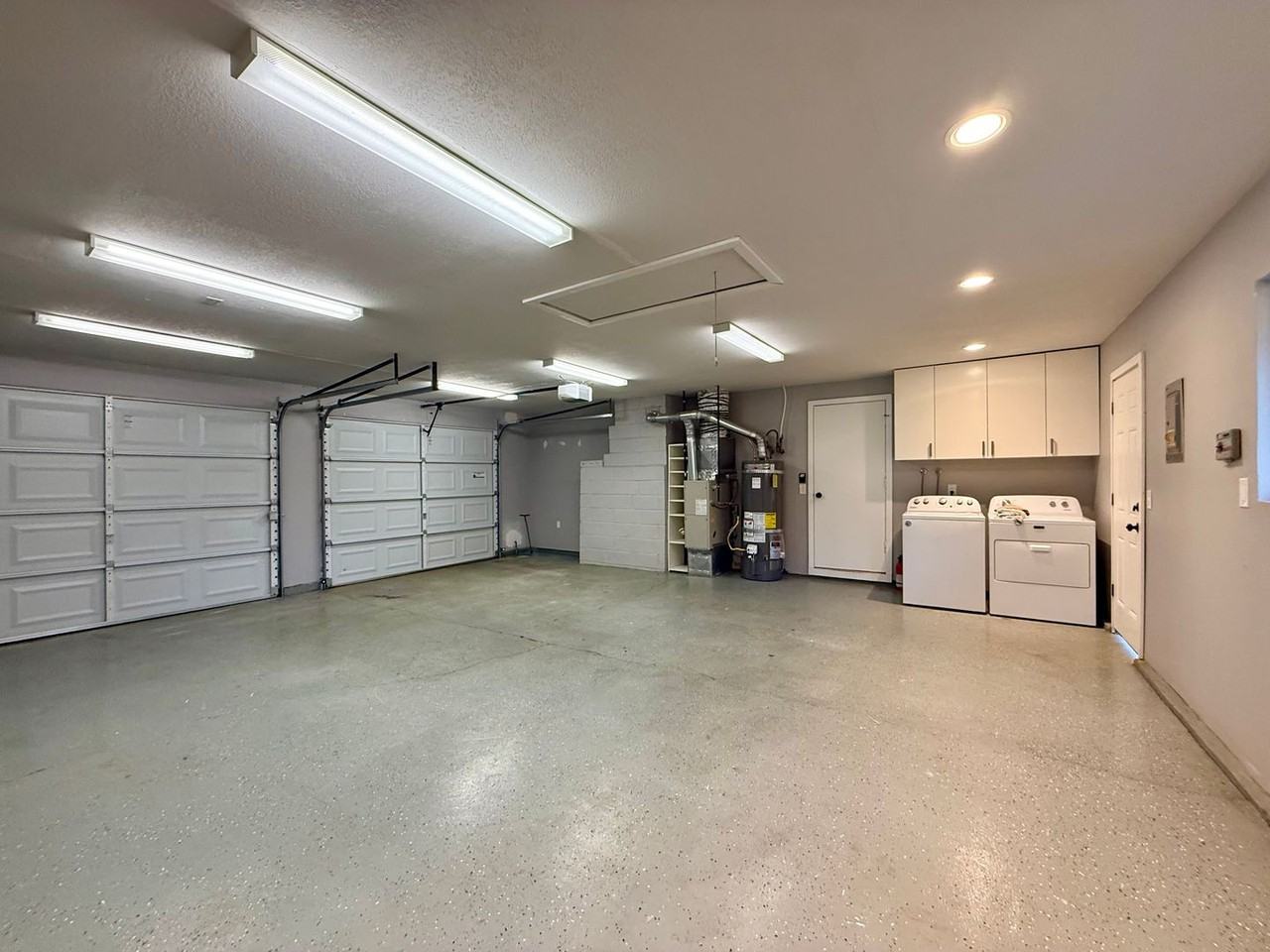 15571 Se Patricia Ct - Photo 7 of 21