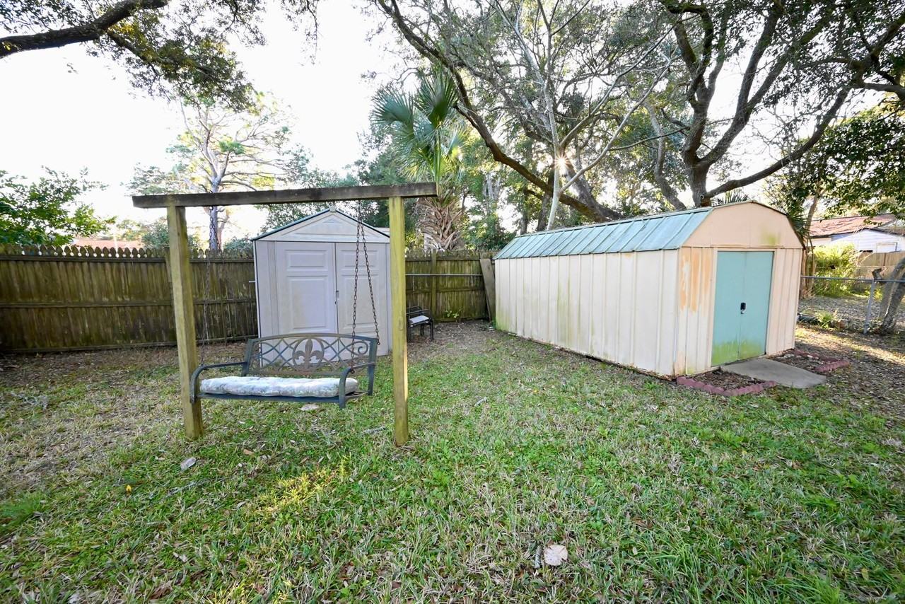 305 Okaloosa Rd Ne - Photo 3 of 26