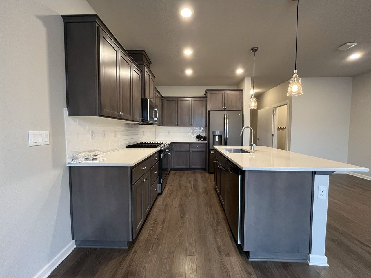 8071 Se Engelmann St - Photo 7 of 43