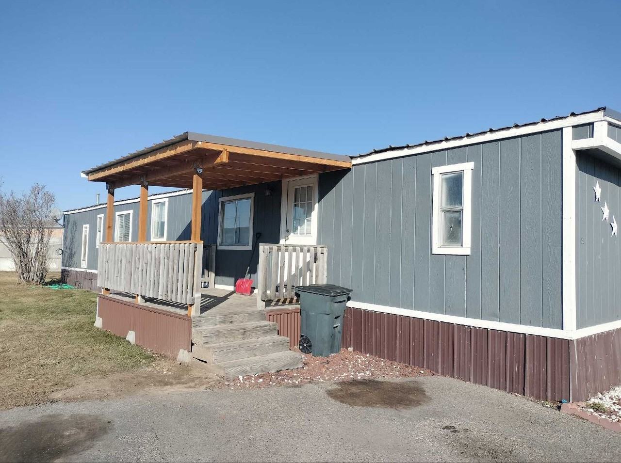 387 Airport Rd - Photo 2 of 22