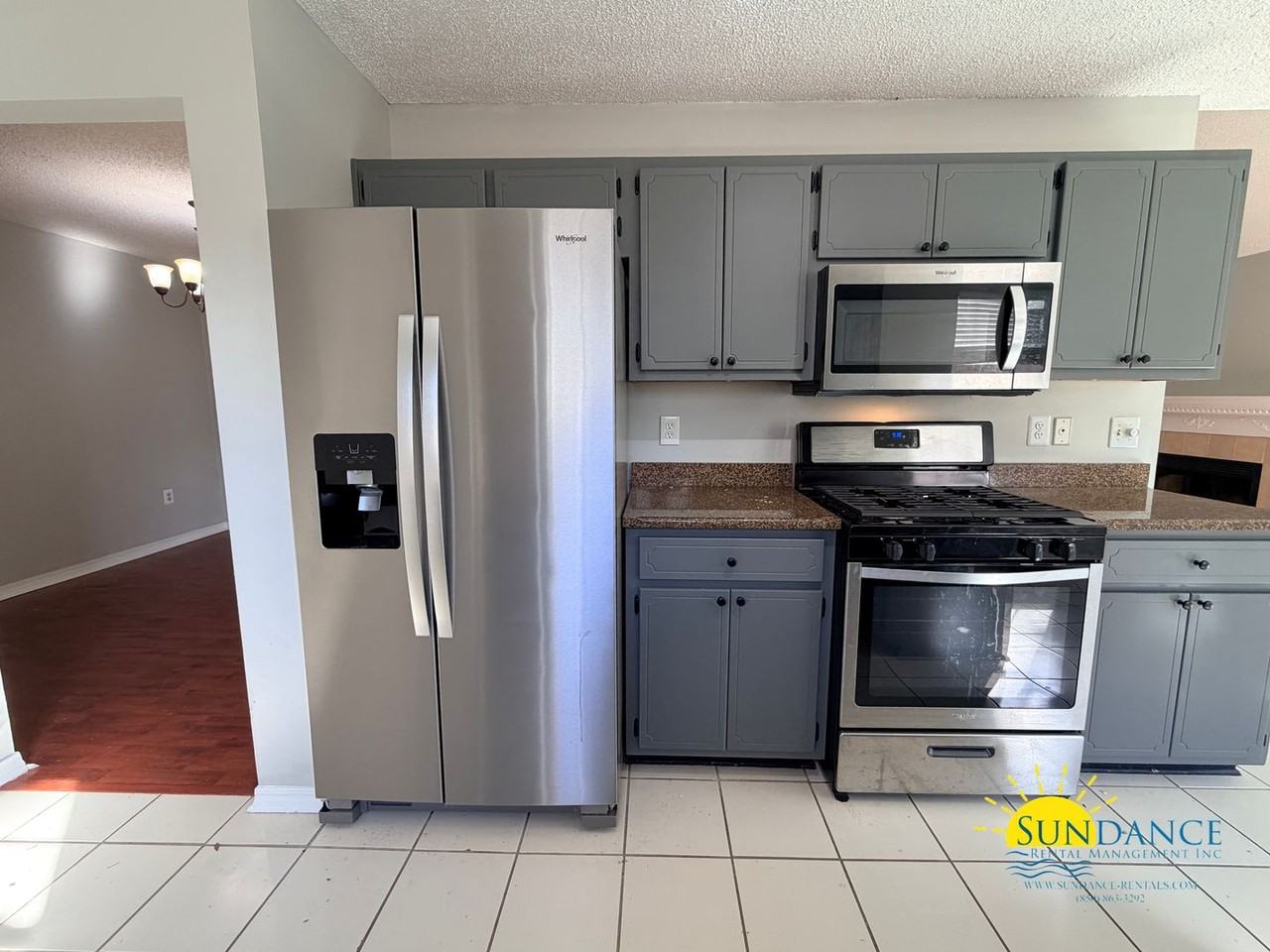 328 Brookwood Blvd - Photo 7 of 23