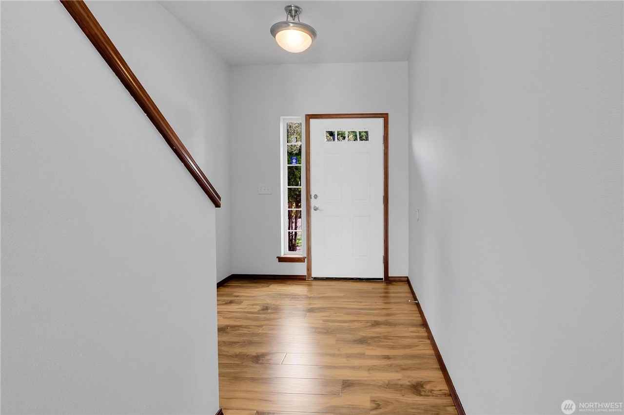 302 Avenue J #3 - Photo 4 of 19