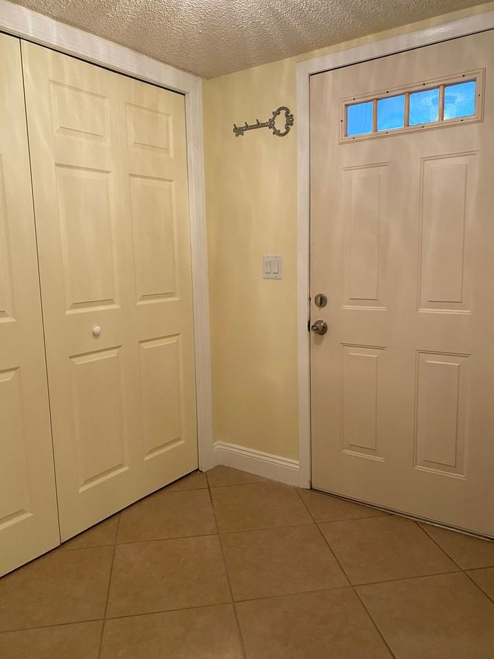 533 S Lakes End Dr #A1 - Photo 7 of 20