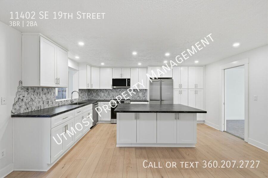 11402 Se 19th St - Photo 2 of 14