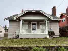 featured image of 9755 N Ivanhoe St