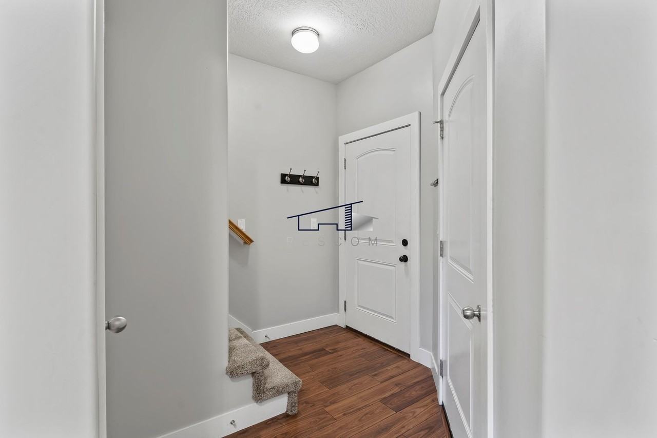 2071 Madie Ln - Photo 2 of 29