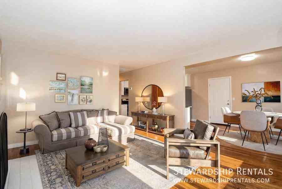 11109 Se 52nd Ave - Photo 2 of 21