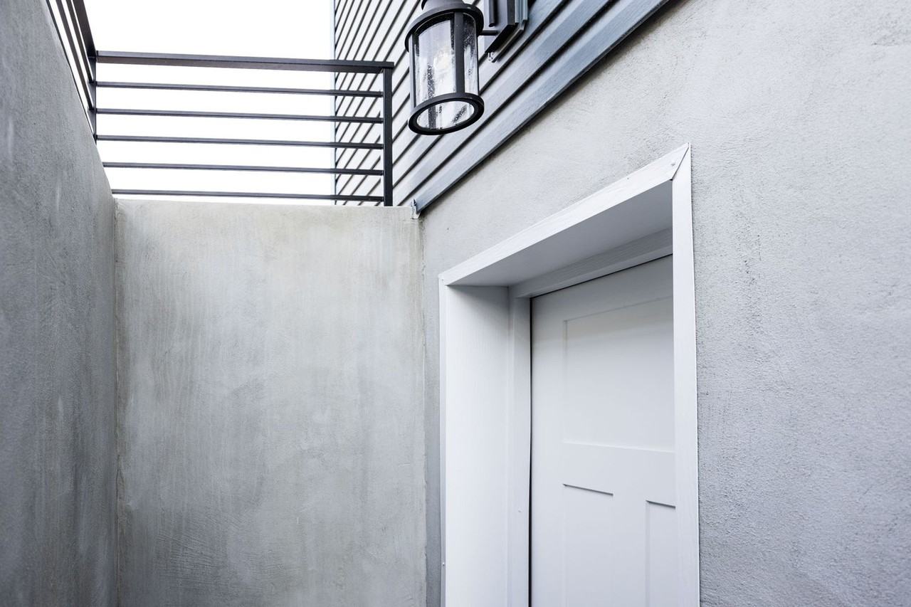 715 Pine Ridge Ln - Photo 5 of 26