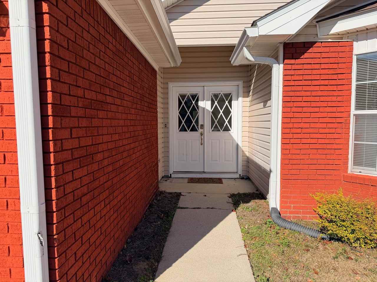 1624 Berry Hill Ct - Photo 2 of 22