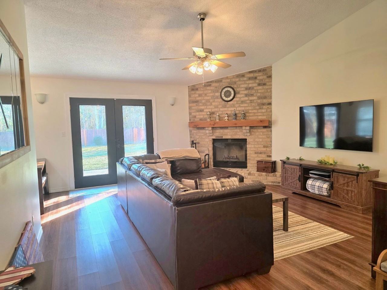 11031 Bridge Creek Dr - Photo 6 of 34