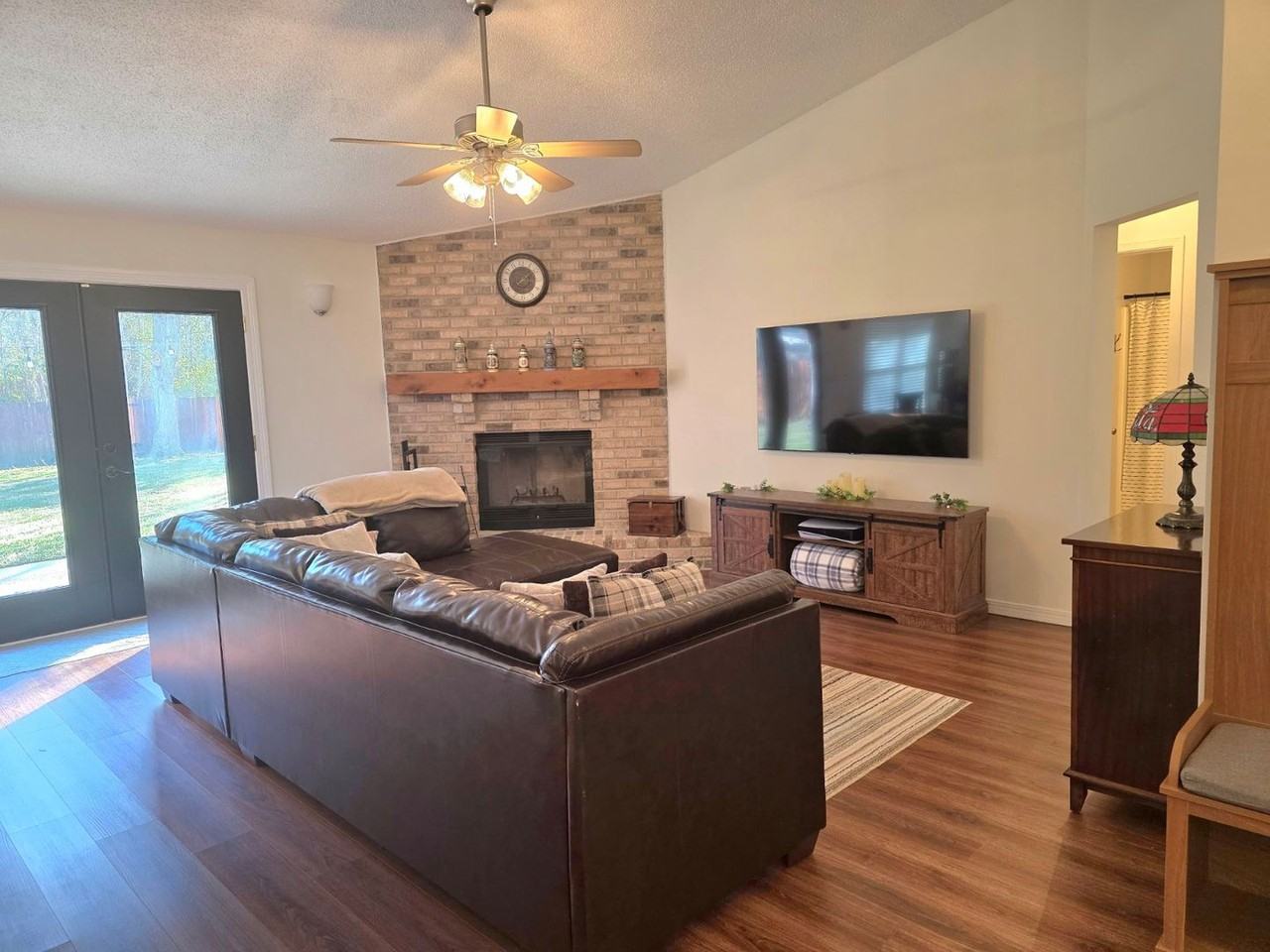 11031 Bridge Creek Dr - Photo 7 of 34