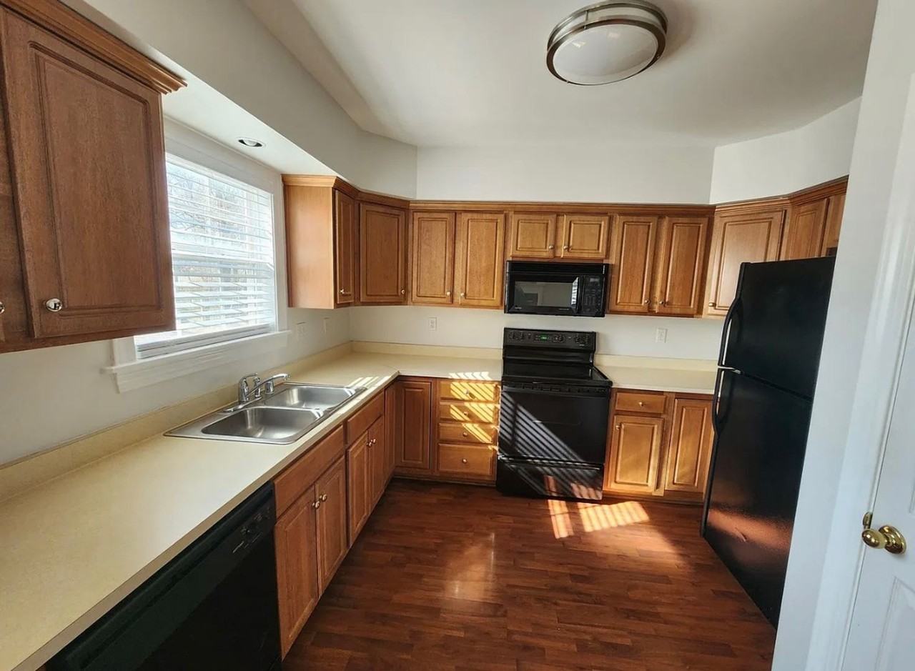 4200 Blue Teal Pl - Photo 5 of 22