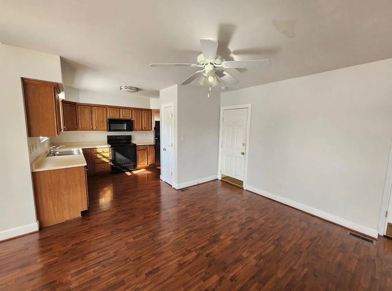 4200 Blue Teal Pl - Photo 7 of 22