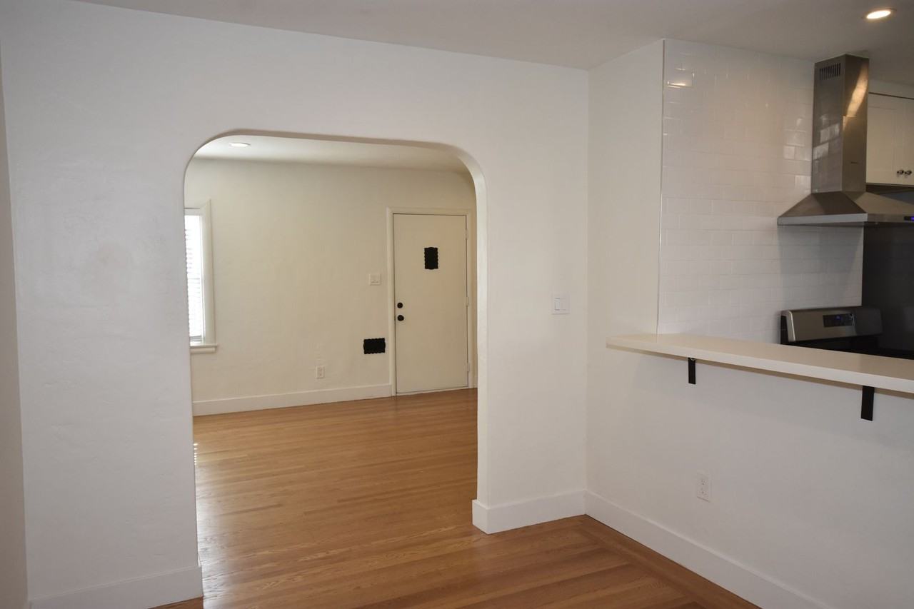 1917 3rd Ave - Photo 7 of 21