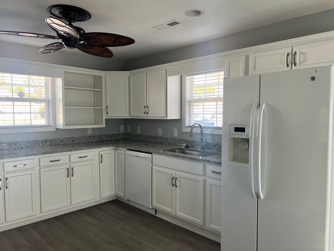 414 Wallingford Cir - Photo 6 of 16