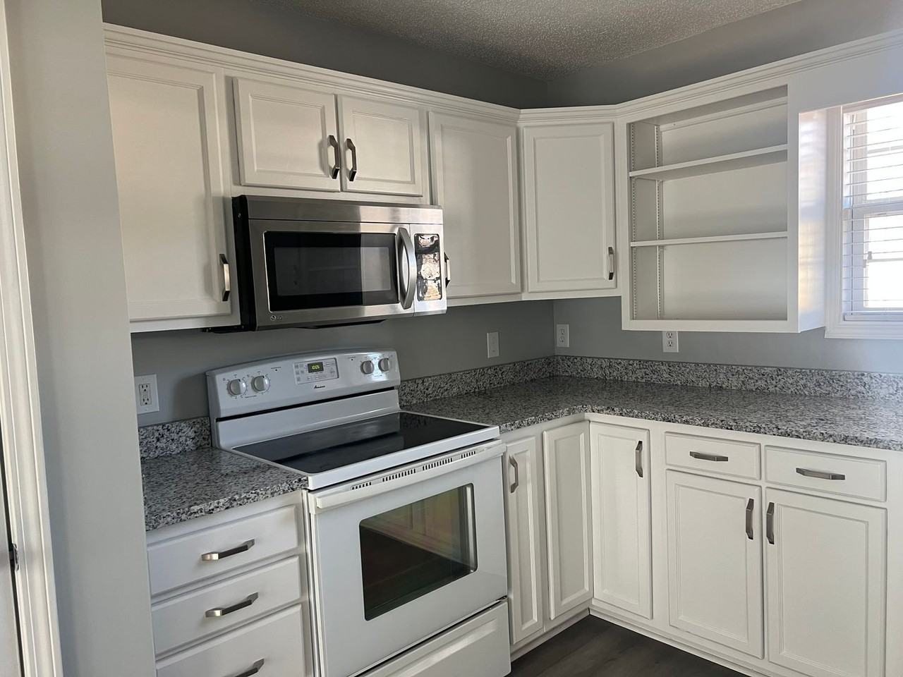 414 Wallingford Cir - Photo 7 of 16