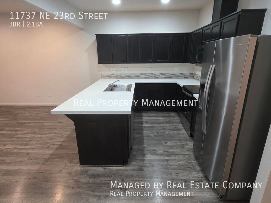 11737 Ne 23rd St - Photo 5 of 26