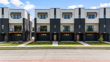 featured image of 3771 Riverside Dr