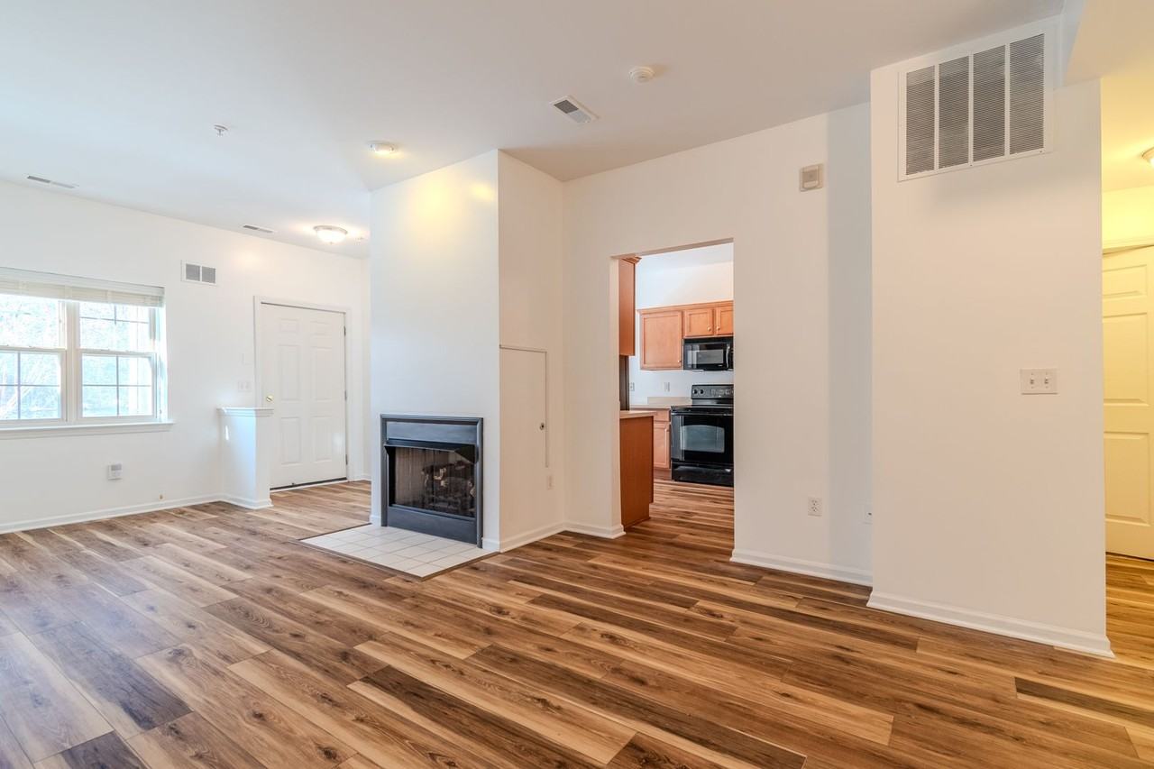 39696 Rockcrest Ln - Photo 4 of 20