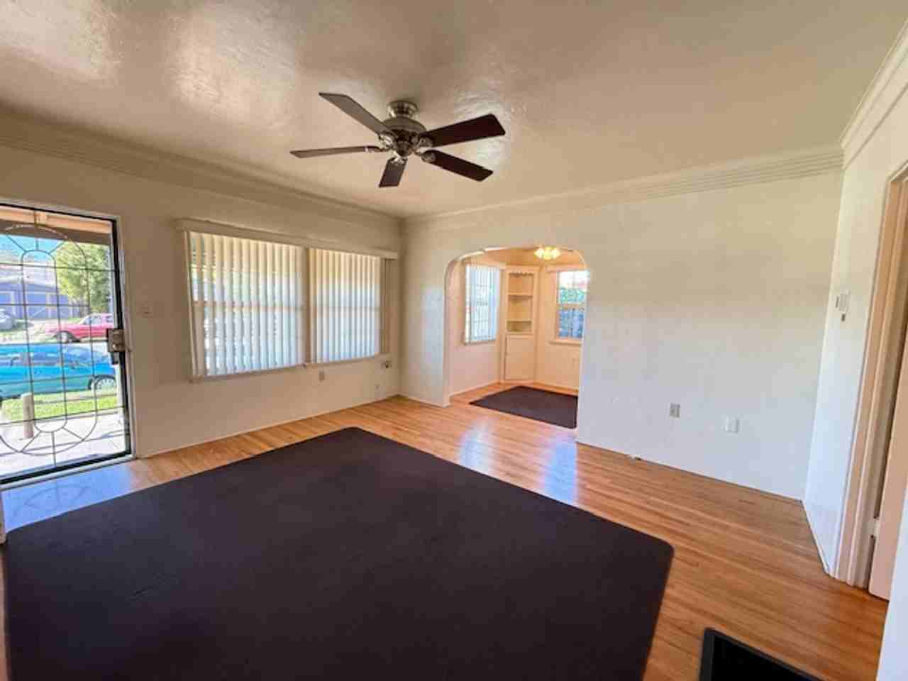 4689 E Mountain View Dr - Photo 2 of 11