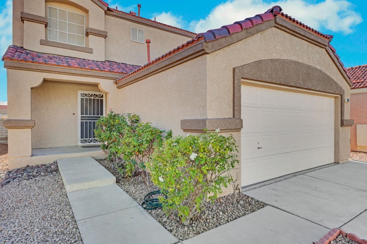 7937 Lovely Pine Pl - Photo 2 of 20