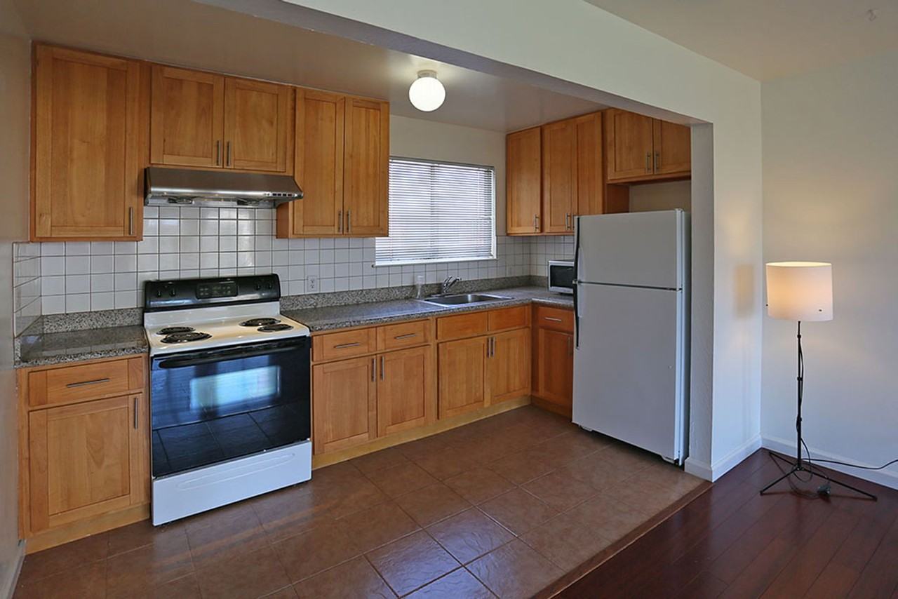 170 Wood St #7 - Photo 2 of 9